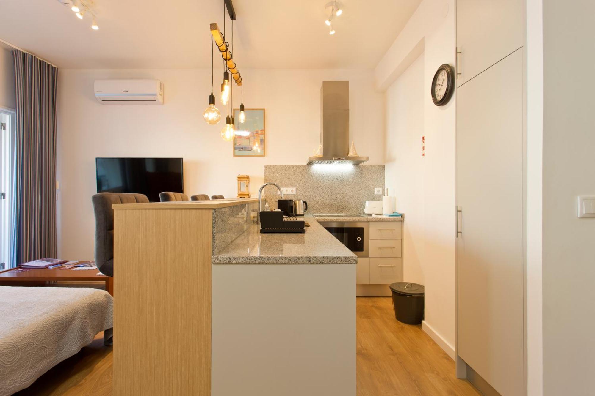 Casa Roberto - Studio Apartment, Lift, Ac, Car Parking - Extra 포르투 외부 사진