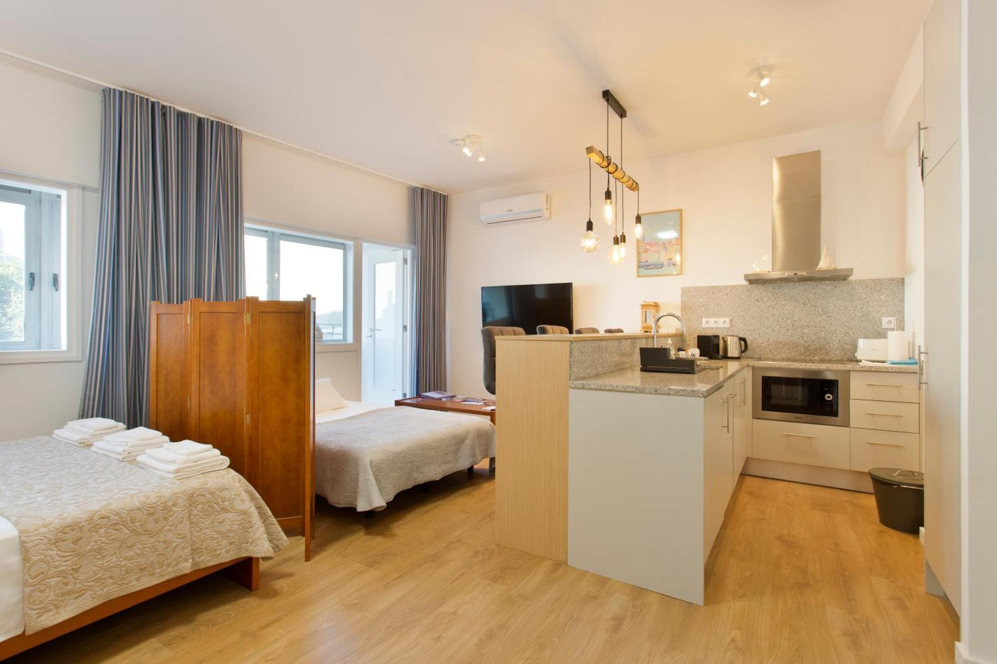 Casa Roberto - Studio Apartment, Lift, Ac, Car Parking - Extra 포르투 외부 사진